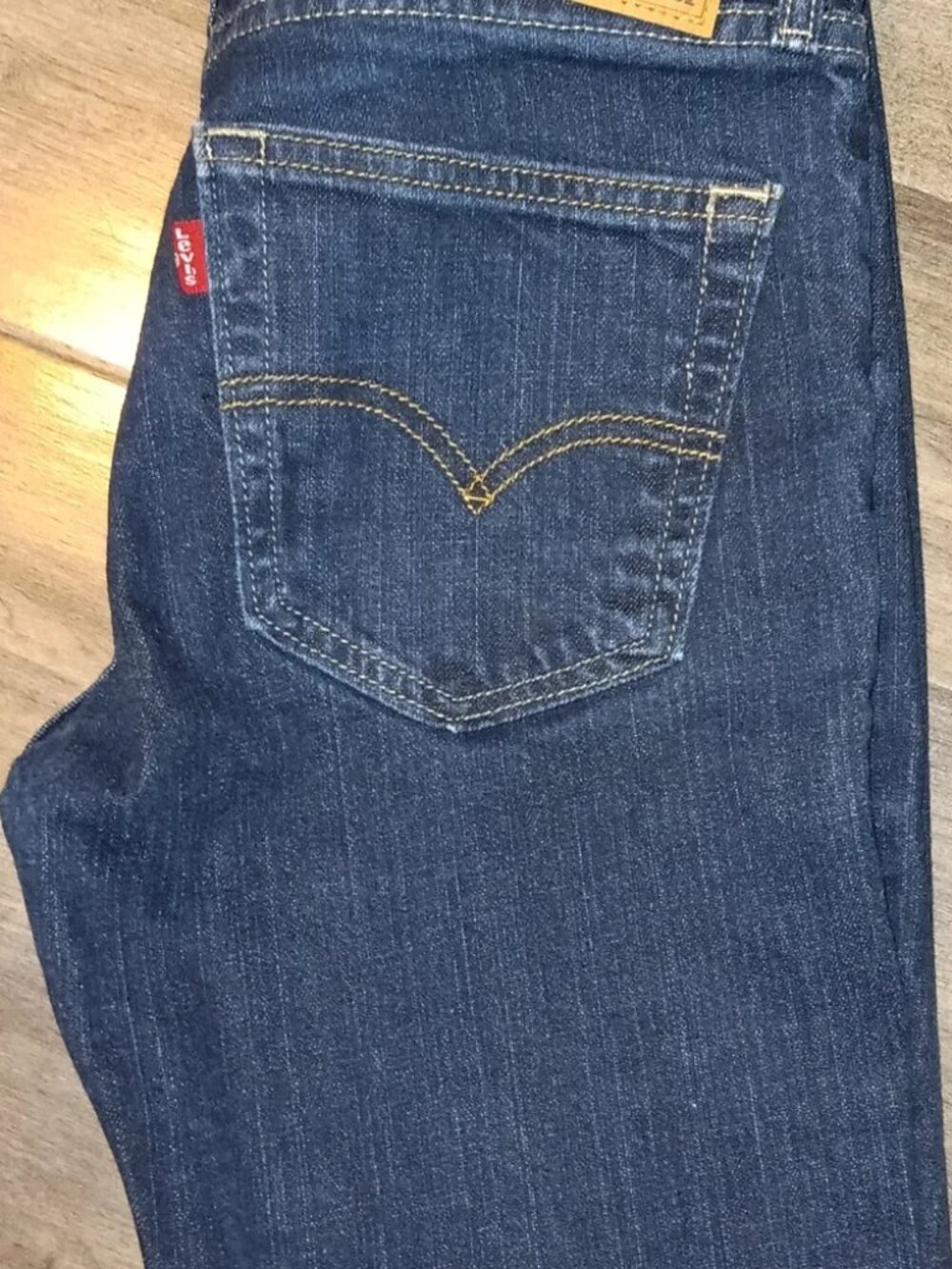 Levi's 511 Jeans Classic Style Contrast Stitching
